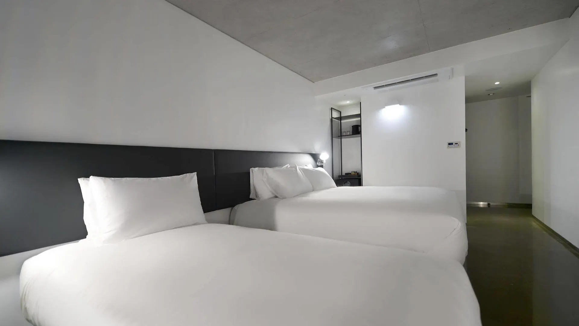 Creto Hotel Myeongdong Seoul 3*,